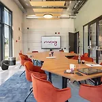 מלון Moxy 3*