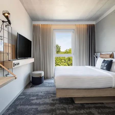 Moxy 3* Simmern (Rhein-Hunsruck-Kreis)